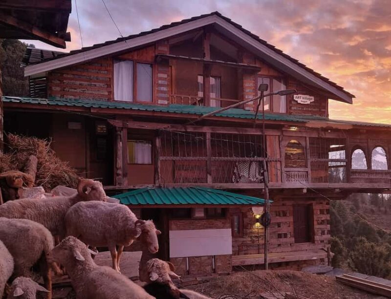 Manali: Chachogi Himachali Village Stay & Culture - Key Points