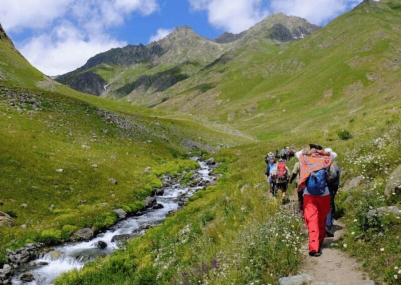 Manali Nature Walk (3 Hours Guided Trekking Experience) - FAQ