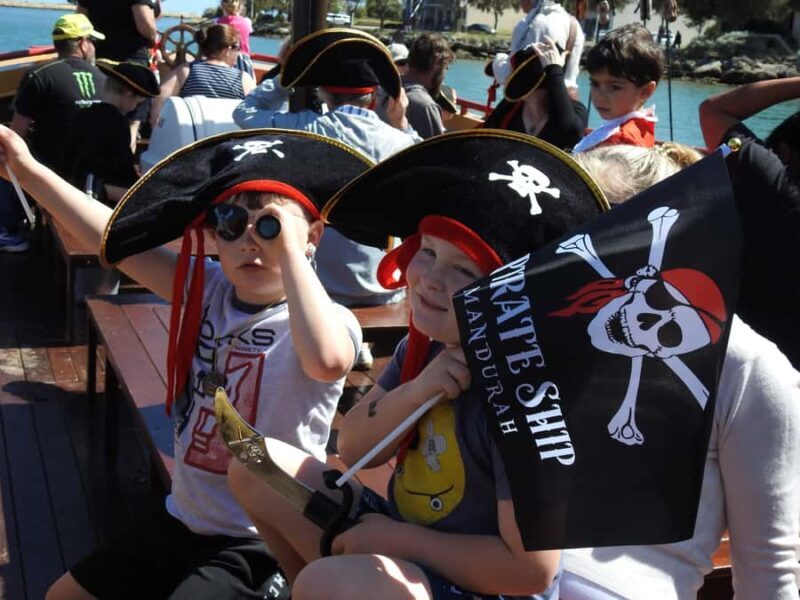 Mandurah Pirate Cruise - Key Points