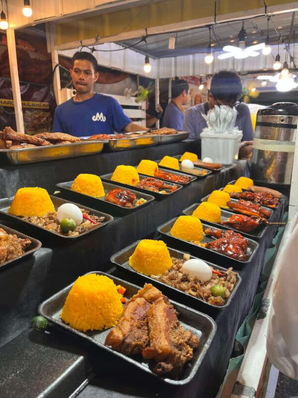 Manila Night Market with Local Guide - Practical Tips for Travelers