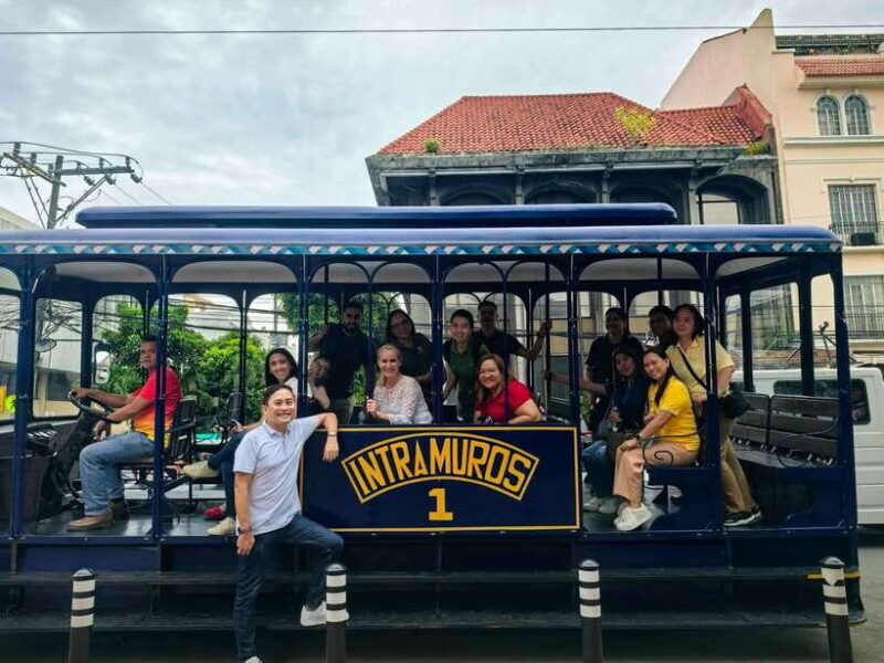 Manila: Old Manila Intramuros Area Walking Tour - Key Points