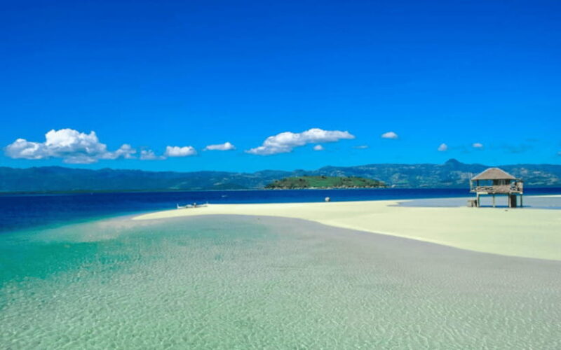 Manjuyod Sand Bar & Twin Lake (Private Tour) - A Closer Look at the Tour Experience