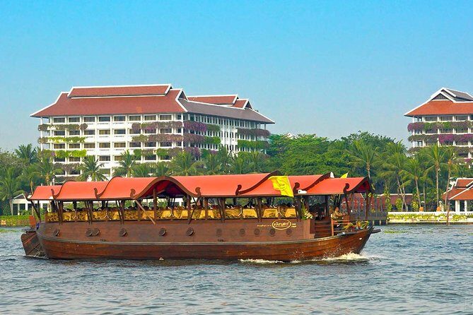 Manohra 5 Star Luxurious Dinner Cruise in Bangkok - A detailed look at what makes this cruise special