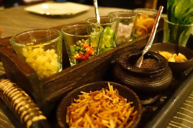 Manohra 5 Star Luxurious Dinner Cruise in Bangkok - FAQs