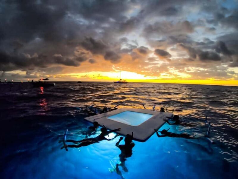 Manta Ray Snorkel in Kailua-Kona with Hot Cocoa - FAQs