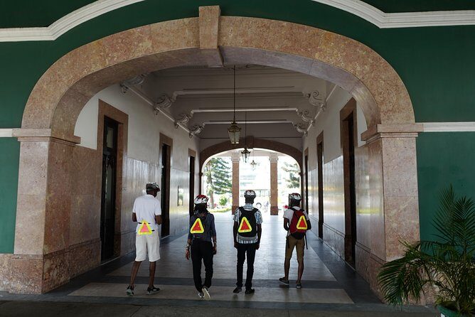 Maputo Short Cycle, Promenade & Downtown - An In-Depth Look at the Maputo Bike Tour