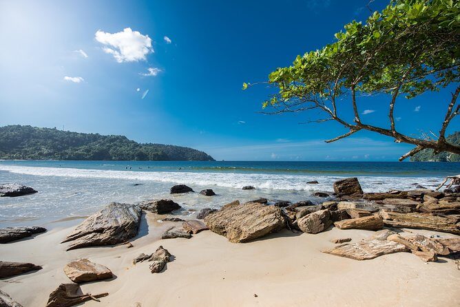 Maracas Beach Trip - Transport and Comfort