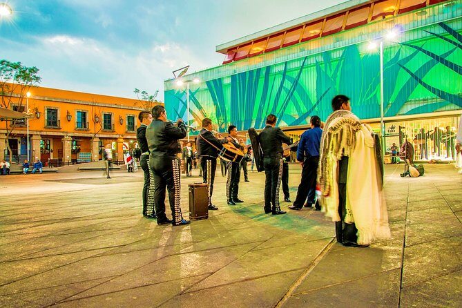 Mariachi Night in Garibaldi and Dinner at Bellini - Key Points