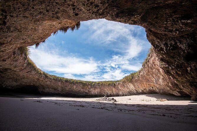 Marietas Islands snorkeling & Hidden beach (w/ restrictions) - Key Points