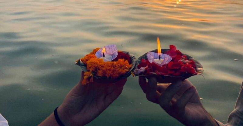 Marigold Boat trip to feel Kashi - Is This Tour Worth It?