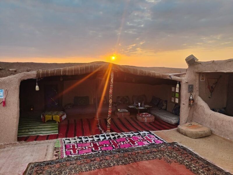 Marrakech: Agafay Desert Dinner Show with Sunset Camel Ride - Dinner Under the Stars