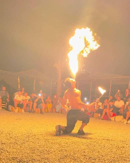 Marrakech: Agafay Desert Sunnet dinner with show - Key Points