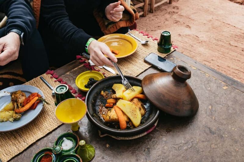 Marrakech: Atlas Mountains and 5 Valleys Day Tour with Lunch - The Transportation and Group Size