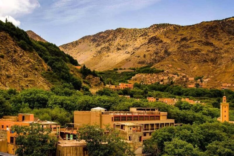 Marrakech: Atlas Mountains Tour With Lunch in Berber House - Returning to Marrakech