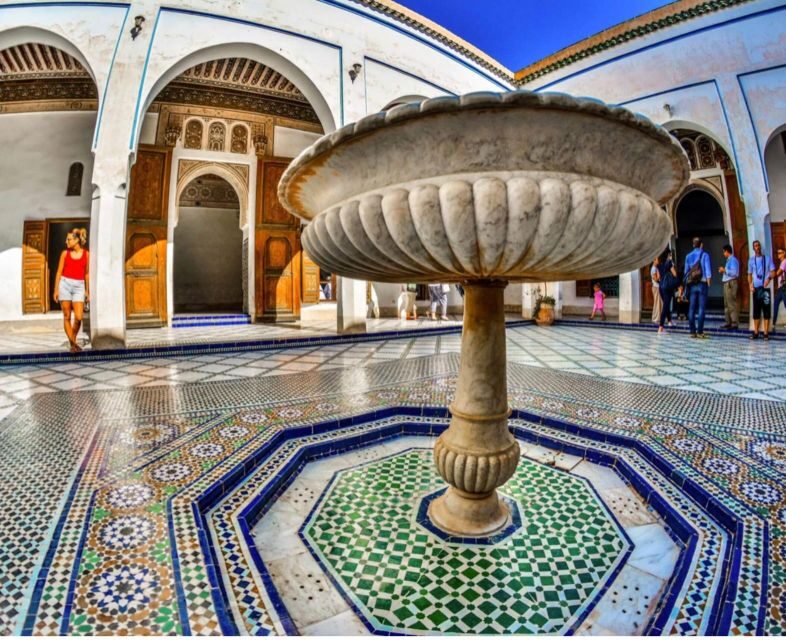 Marrakech: Bahia Palace, Madrassa & Souks Guided Tour - Navigating the Souks: Color, Chaos, and Craftsmanship