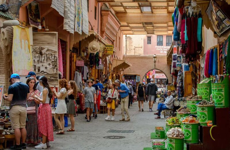 Marrakech: Bahia Palace, Saadian Tombs & Medina Guided Tour - The Sum Up