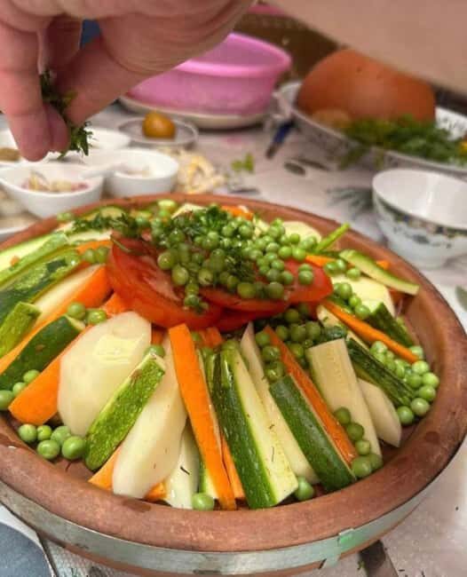 Marrakech: Cooking Class and Market Visit - Visiting the Market: A Colorful Introduction to Moroccan Food