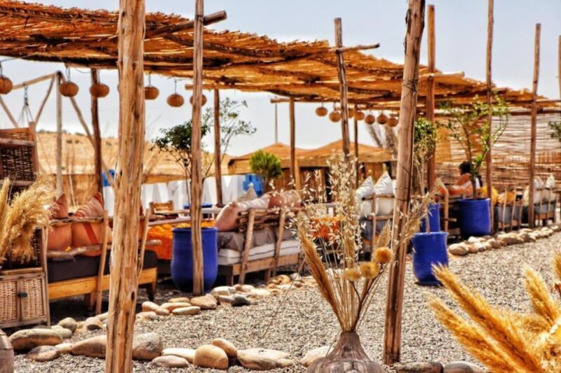 Marrakech: Dinner in Agafay Desert with Camel Ride and show - Key Points