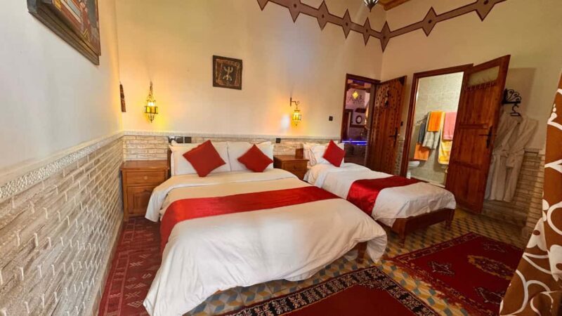 Marrakech/Fez: 3-Day Merzouga Desert Trip, Luxury ATV Option - From Kasbahs to the Rose Valley