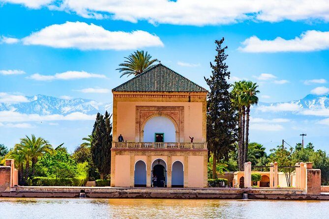 Marrakech: Private Transfer to or from Marrakech Menara Airport - Practical Details and Tips