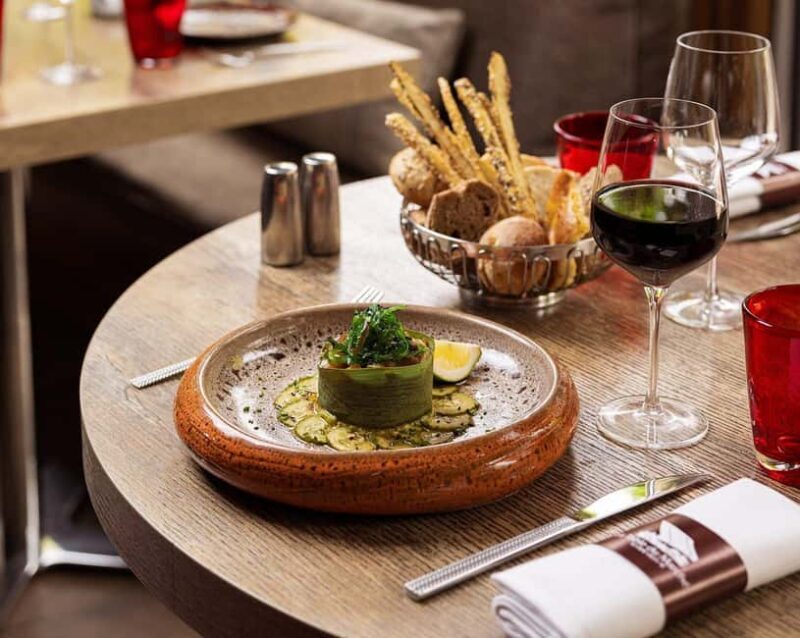 Marrakech: Refined lunch or dinner at La Table du Marché - Key Points