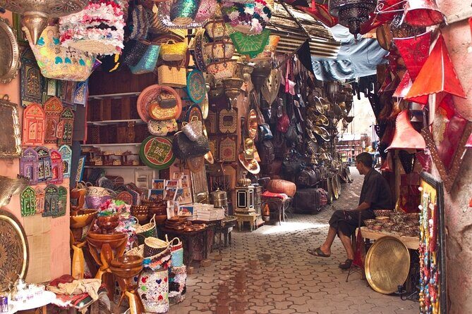Marrakech Shopping Tour: Medina Souks & Hidden Gems - Discovering the Medina’s Hidden Gems