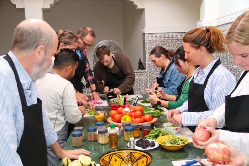 Marrakesh: Moroccan Dishes Cooking Class with a Local Chef - Key Points