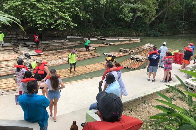 (Martha Brae River) Bamboo Rafting - Easy, Personalized Pickup