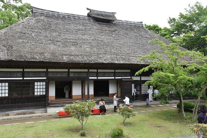 Mashiko Experience Japanese Culture and Craftsmanship by Prv Car - Strolling the Streets and Shopping for Souvenirs