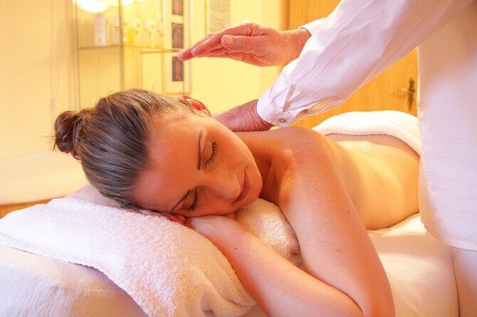 Massage By Male Therapist (relaxation, Lomi Lomi, Deep Tissue Etc.) - Who This Experience Is Best For