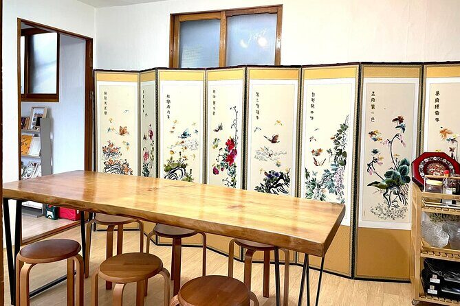 Master Korean traditional cooking with a Kimchi chef - Authentic Tasting and Cultural Insights