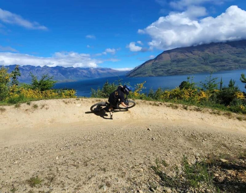 Master the bike park: Guided coaching + uplift included - An Overview of the Queenstown Bike Park Guided Tour