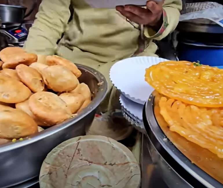 Mathura Vrindavan Spiritual Tour with Guide From Delhi/Agra - FAQs