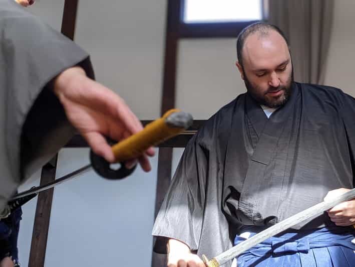 Matsumoto Castle Tour & Samurai Experience - Key Points