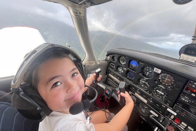 Maui *PRIVATE* Air Tour: Aquamarine & Emerald Dream: (2-5 People) - Practical Tips for Booking and Participating