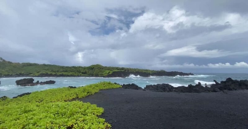 Maui: Van Day Trip to Hana with Local Guide and Lunch - Maui: Van Day Trip to Hana with Local Guide and Lunch – A Balanced Look