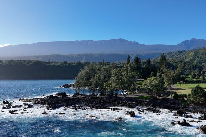 Mauis Sea Turtles, Waterfalls and Road to Hana Adventure - Introduction