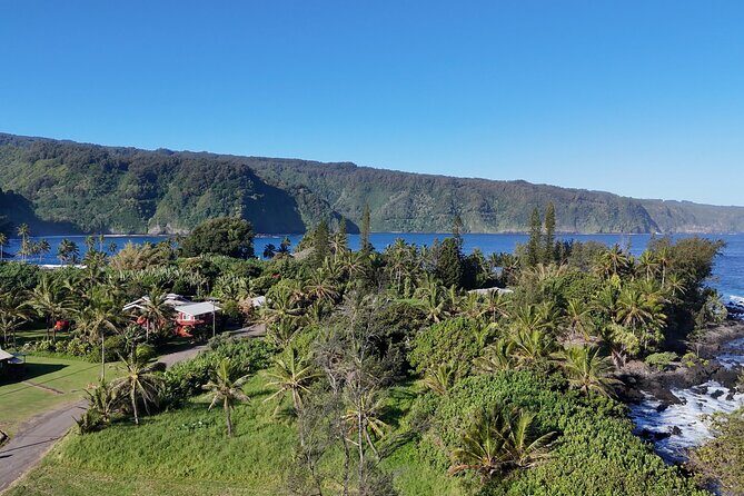 Mauis Sea Turtles, Waterfalls and Road to Hana Adventure - FAQ
