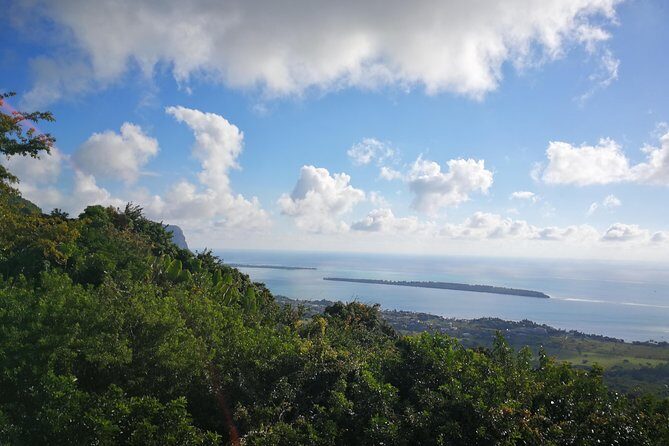 Mauritius Guided Southwest tour (Private) - FAQ about the Mauritius Guided Southwest Tour (Private)