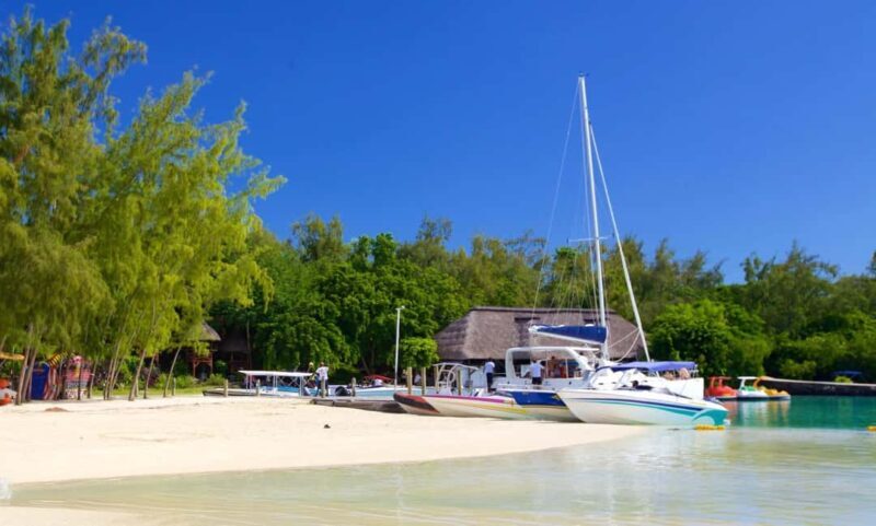 Mauritius: Ile aux Cerfs Boat Tour with BBQ Lunch and Drinks - Authentic Experiences and Real Traveler Feedback