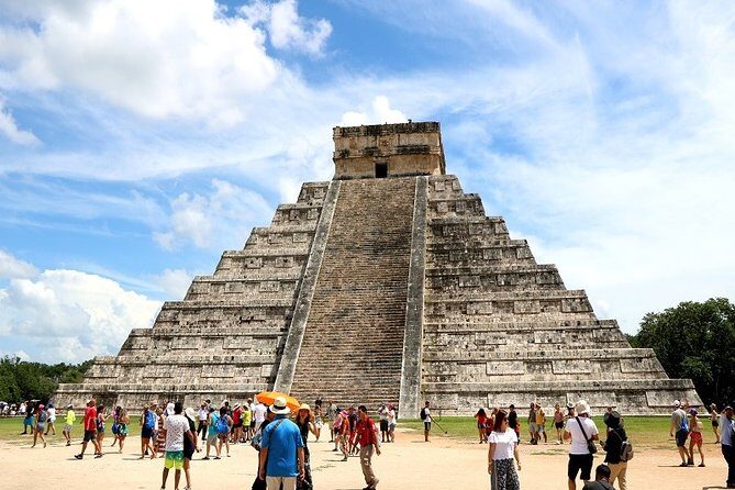 MAYAN ADVENTURE at Chichén Itzá. Includes Cenote Ik Kil & Suytun - Key Points