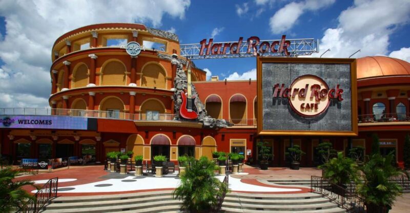 Meal at Hard Rock Cafe Orlando at Universal CityWalk - An In-Depth Look at Dining at Hard Rock Cafe Orlando