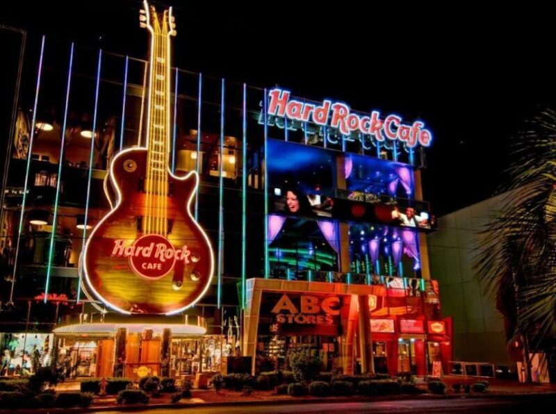 Meal at Hard Rock Las Vegas on the Las Vegas Strip - What to Expect at the Hard Rock Cafe Las Vegas