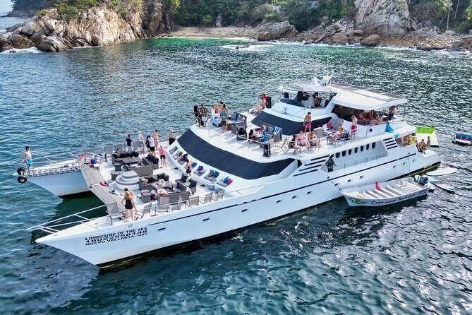 Mega Yacht Limousine of the Sea 1: Puerto Vallarta - Included and Not Included: What You Actually Get