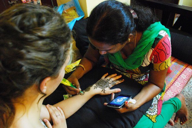 Mehendi Art Class in Pondicherry - A Detailed Look at the Experience