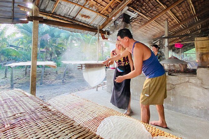 Mekong day tour Visit Cai Rang Floating Market pick up in Sai Gon - A Deep Dive into the Mekong Delta Experience