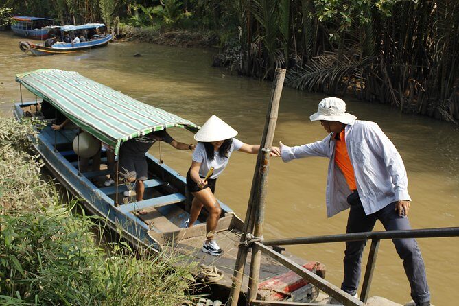 Mekong Delta Tuk Tuk, Vinh Trang pagoda and hand Rowing Sampan - Cultural Performances and Authentic Encounters