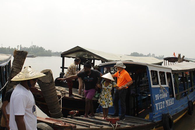 Mekong Delta Tuk Tuk, Vinh Trang pagoda and hand Rowing Sampan - Practical Details and Tips