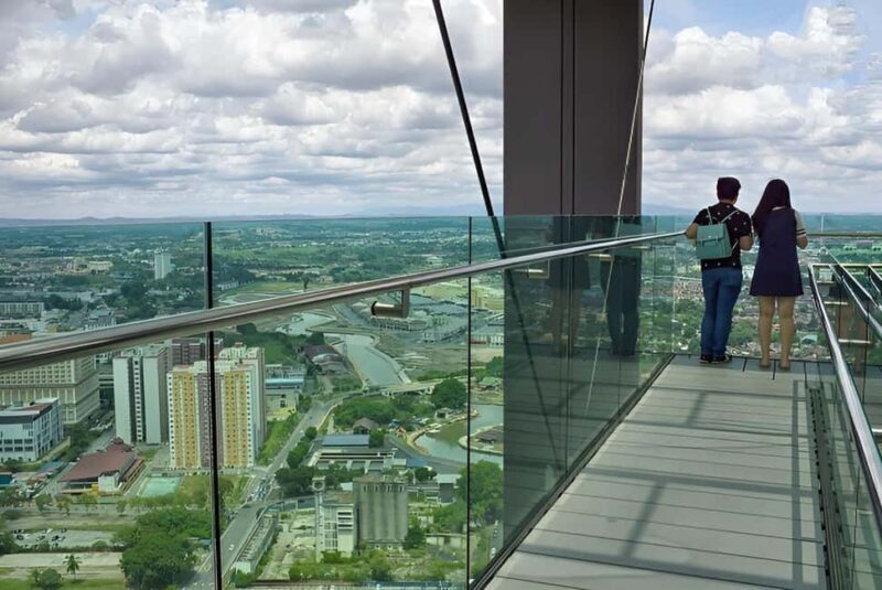 Melaka: The Shore Sky Tower Admission Ticket - Photo Opportunities and Telescopes
