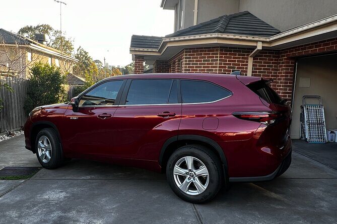 Melbourne Airport MEL private transfer to Mel cbd-suburbs - Ease of Booking and Price Point
